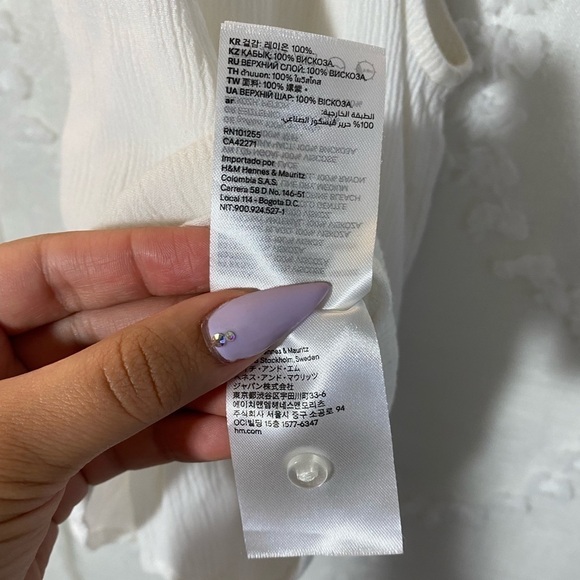 Divided by H&M white peplum top size 2 - Picture 4 of 4